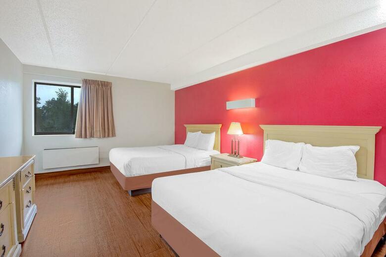 Motel Travelodge - Willoughby
