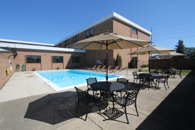 Best Western Wooster Hotel