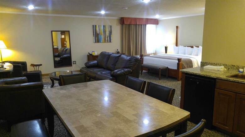 Best Western Wooster Hotel