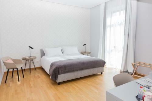 Bed & Breakfast 200 Rooms & Terrace