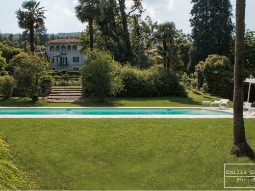 Baveno Villa Sleeps 16 Pool Wifi