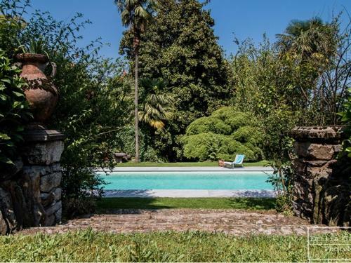 Baveno Villa Sleeps 16 Pool Wifi