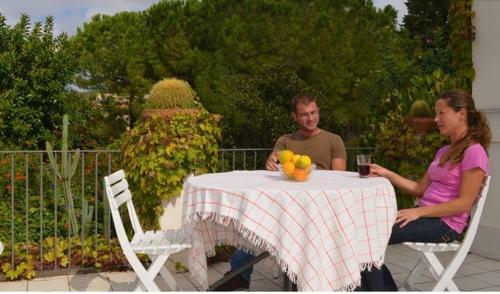 Hostal Eurialo Green Suites