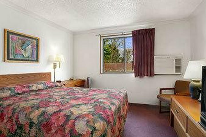 Hotel Super 8 Twinsburg