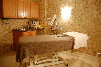 Viana Hotel And Spa