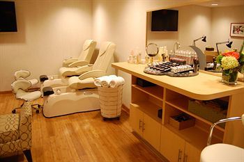 Viana Hotel And Spa