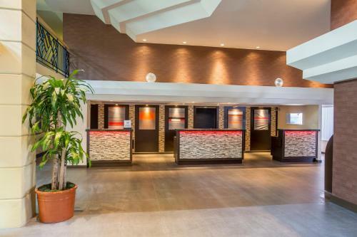 Hotel Embassy Suites Piscataway - Somerset