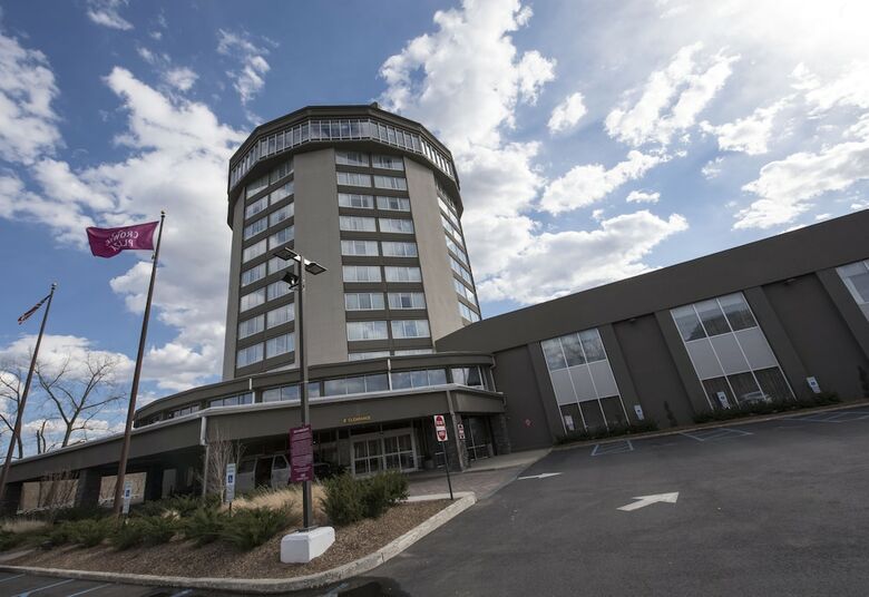 Crowne Plaza Saddle Brook, An Ihg Hotel