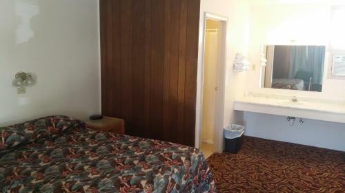 El Portal Motel