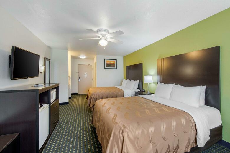 Hotel Days Inn & Suites Of Clayton