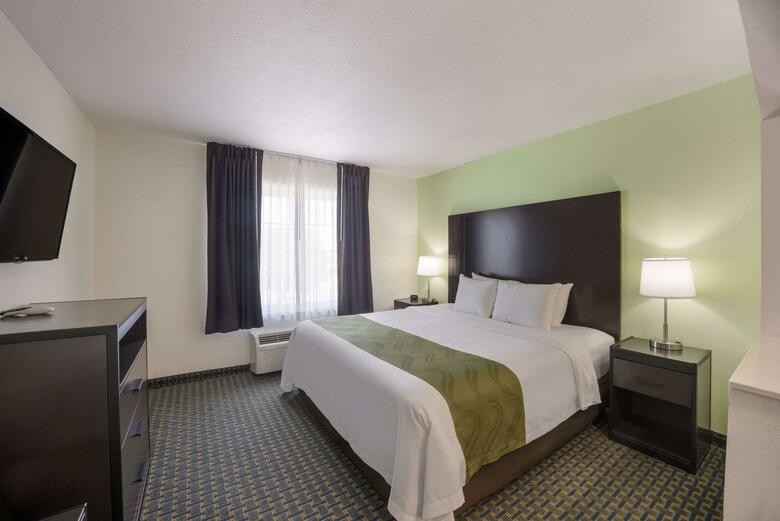 Hotel Days Inn & Suites Of Clayton