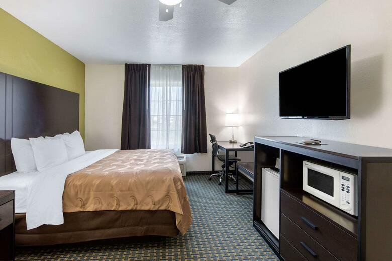 Hotel Days Inn & Suites Of Clayton