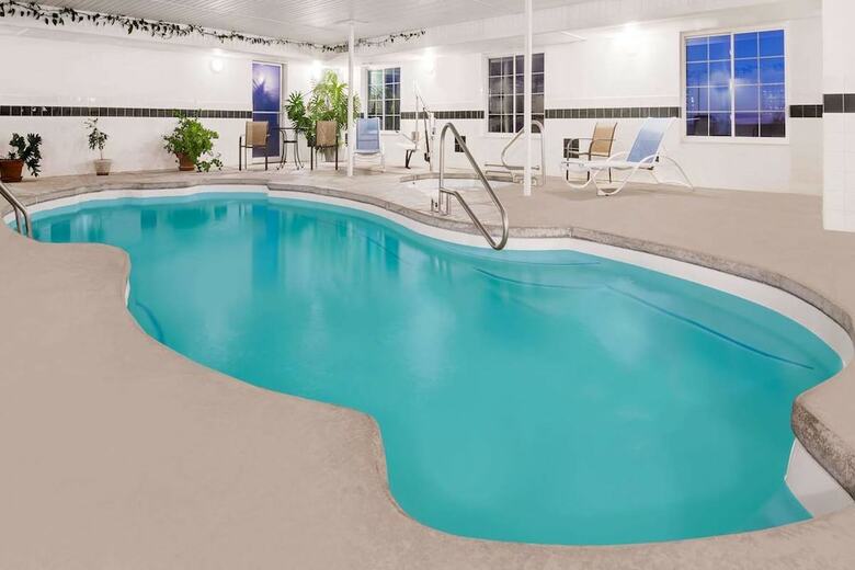 Hotel Days Inn & Suites Of Clayton