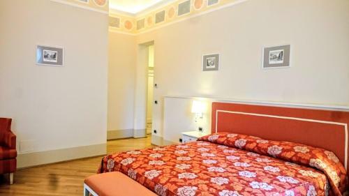 Hostal Casa Isolani, Piazza Maggiore