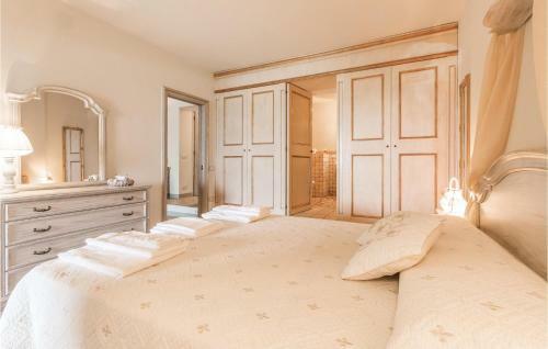 Holiday Home Colle Val D' Elsa Si 04