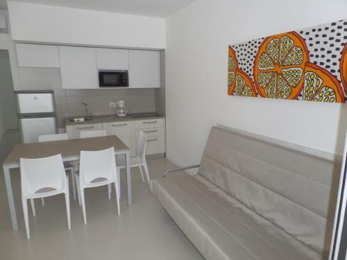 Apartamento Condominio Quasar