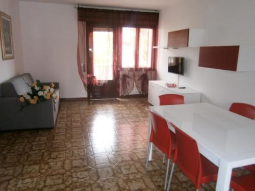 Apartment In Bibione 24638
