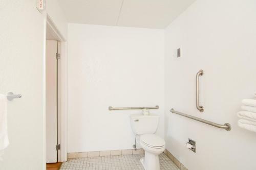 Motel 6 Leominster