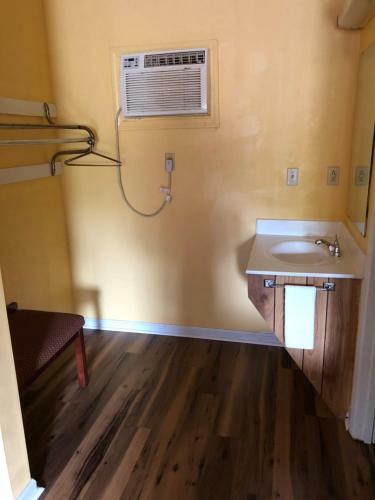 Motel Americas Best Value Inn - Jonesville