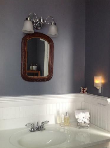 Harrington House Bed & Breakfast