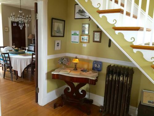 Harrington House Bed & Breakfast
