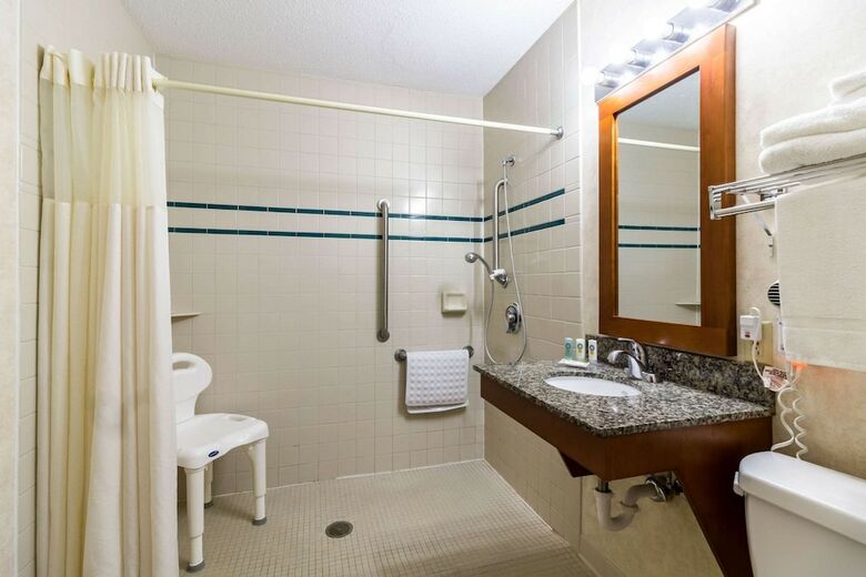 Hotel Comfort Inn Marshall