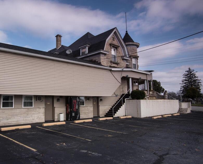 Rosemount Motel