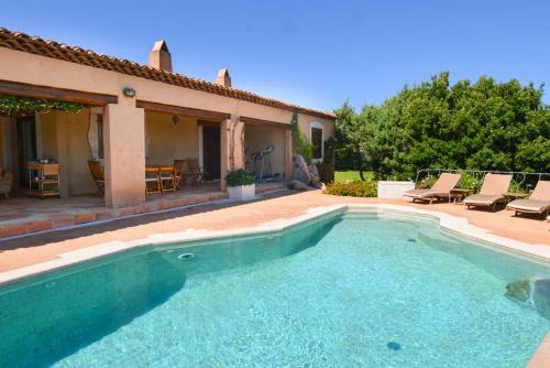 Cala Bitta Villa Sleeps 6 Pool Air Con Wifi
