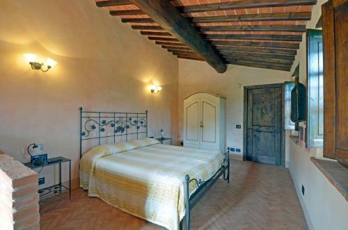 Cantagrillo-casalguidi Villa Sleeps 14 Pool Air Con