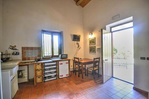 Capri Leone Villa Sleeps 5 Pool Air Con Wifi