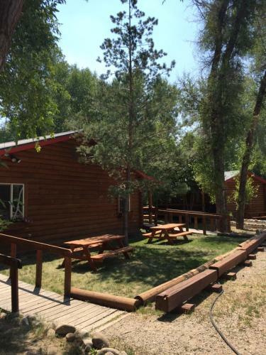 Lodge Teton Valley Cabins