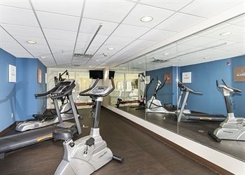 Hotel Comfort Suites Seaford