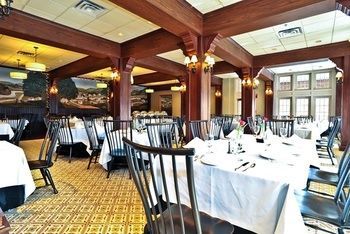 Hotel The Simsbury Inn