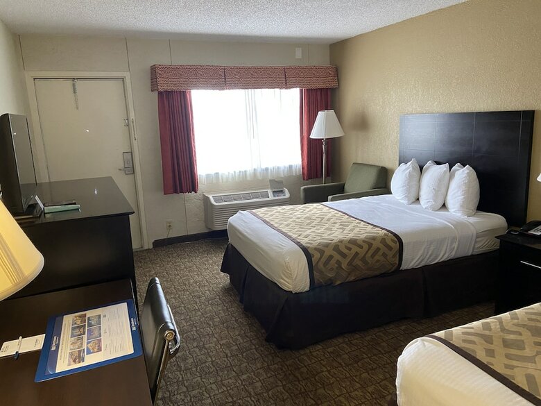 Hotel Best Western Crossroads Inn