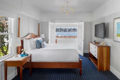 Casa Madrona Hotel And Spa