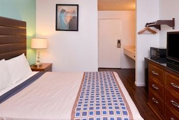 Hotel Americas Best Value Inn Delano