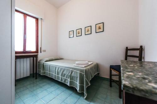 Villa Ovest