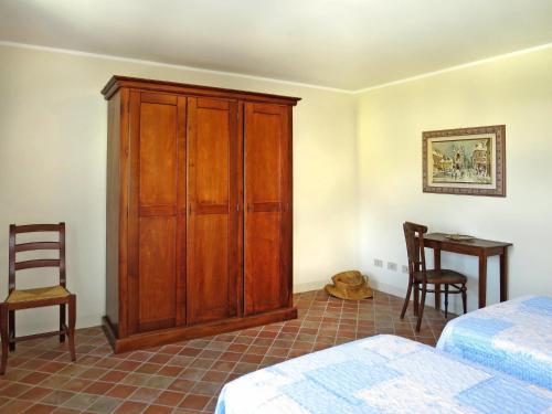 Locazione Turistica Ferienhaus Mit Pool (olp103)