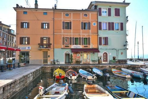 Apartment Castel�t