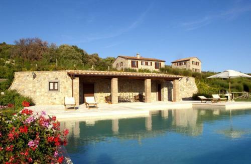 Villa La Lepraia Estate