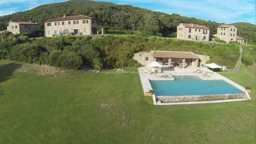 Villa La Lepraia Estate