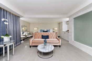 The Hills Hotel