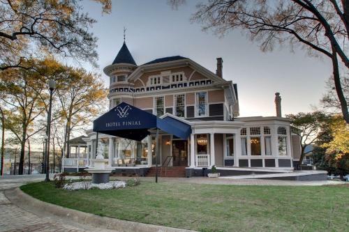 Hotel The Victoria Inn