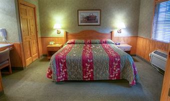 Hotel Poulsbo Inn & Suites
