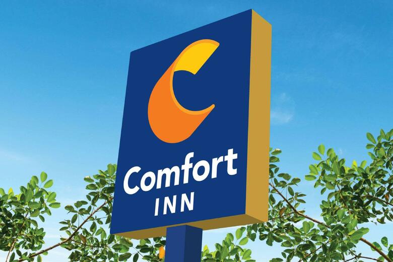 Hotel Super 8 Waukesha