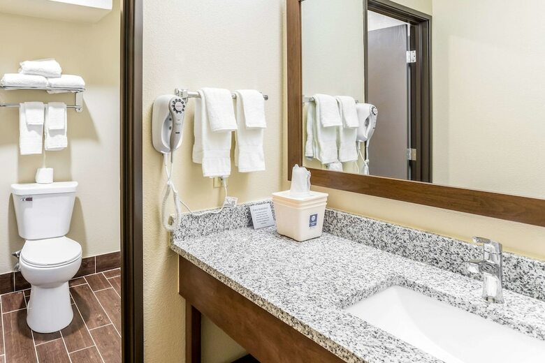 Hotel Super 8 Waukesha