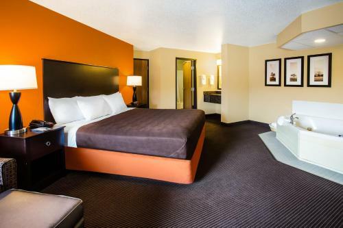 Hotel Americinn - Menomonie
