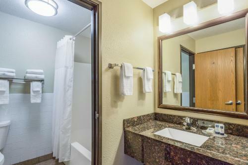 Hotel Americinn - Menomonie