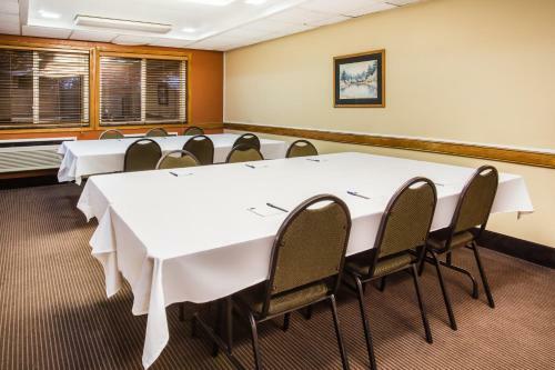 Hotel Americinn - Menomonie