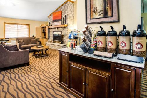 Hotel Americinn - Menomonie
